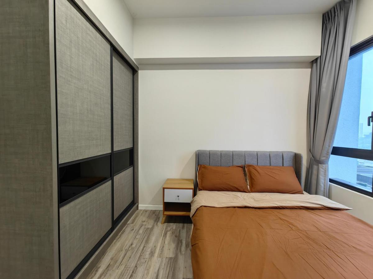 Apartment Millerz Square Mid Valley, Old Klang Road By Rverse