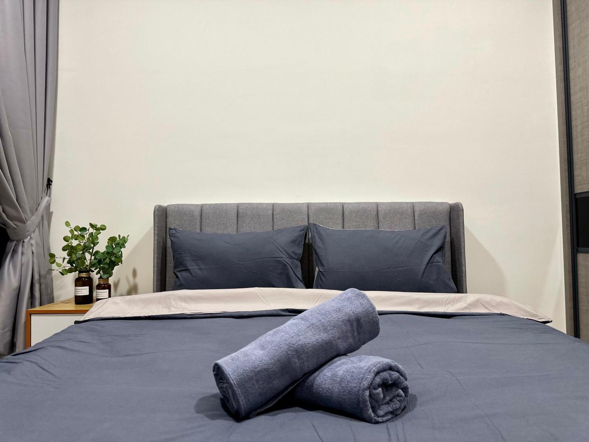 Apartment Millerz Square Mid Valley, Old Klang Road By Rverse Kuala Lumpur